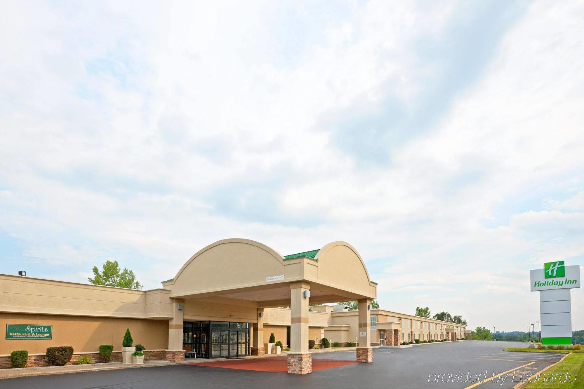 Holiday Inn Johnstown-Gloversville Bagian luar foto